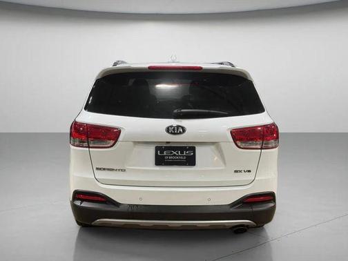 2018 Kia Sorento EX