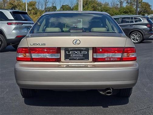 2001 Lexus ES 300 Base