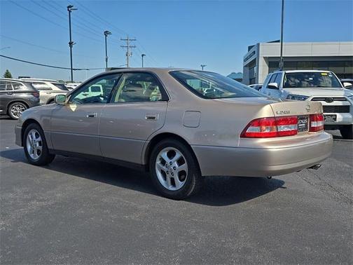 2001 Lexus ES 300 Base