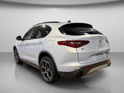 2022 Alfa Romeo Stelvio Ti
