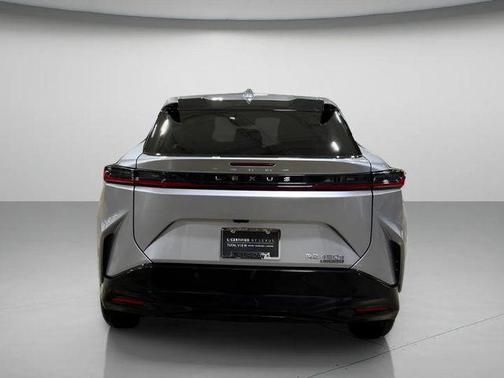 2023 Lexus RZ 450e Premium