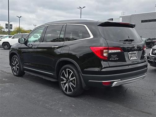 2019 Honda Pilot Touring 8-Passenger