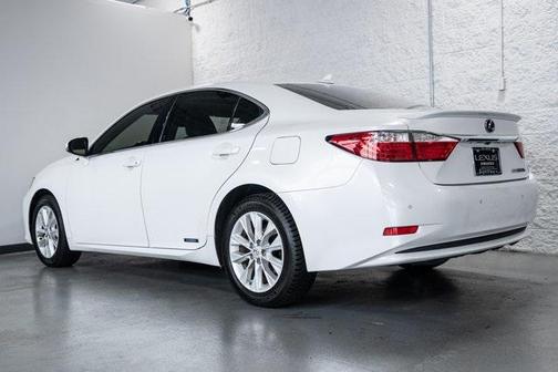 2013 Lexus ES 300h Base