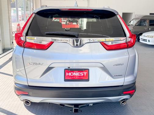 Gray 2018 Honda CR-V Touring