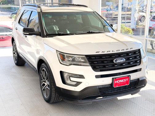 2016 Ford Explorer 
