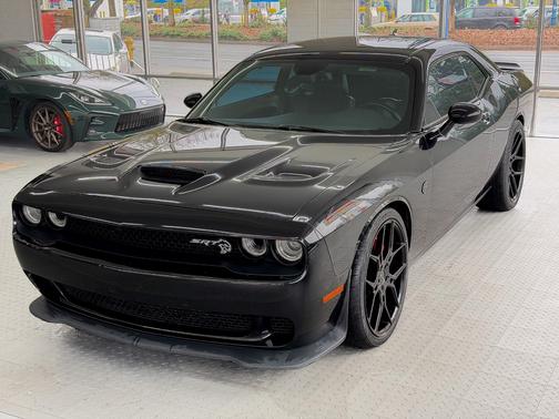 2016 Dodge Challenger SRT Hellcat