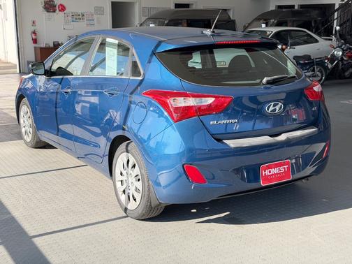 2016 Hyundai Elantra GT Base