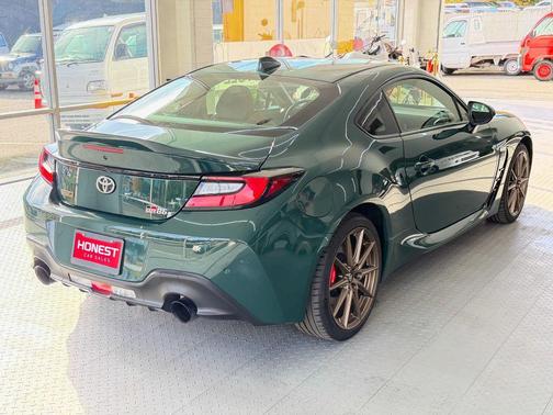 2025 Toyota GR86 Base
