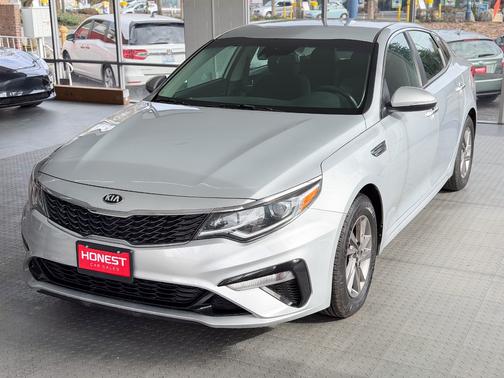 2020 Kia Optima LX