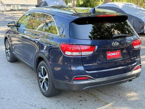 2016 Kia Sorento EX
