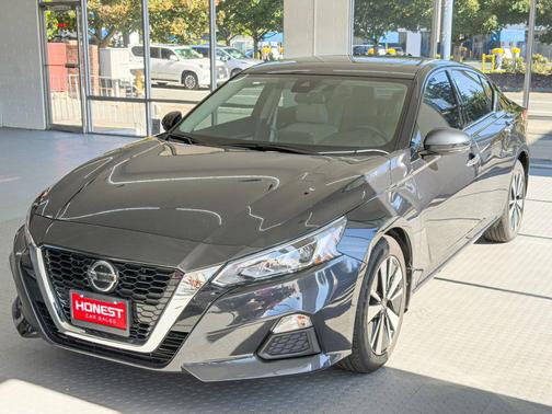 2021 Nissan Altima 2.5 SL