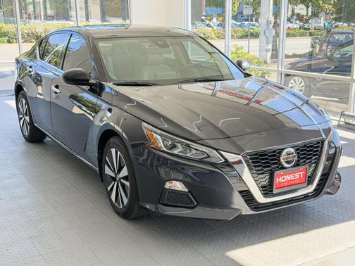2021 Nissan Altima 2.5 SL