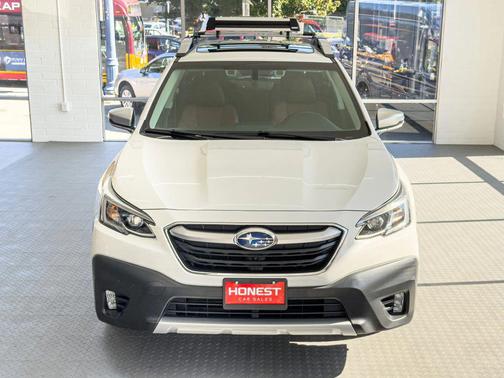 2022 Subaru Outback Touring