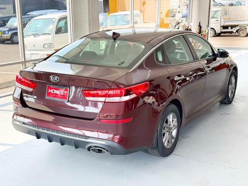 2020 Kia Optima LX