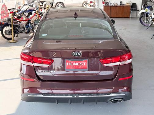 2020 Kia Optima LX