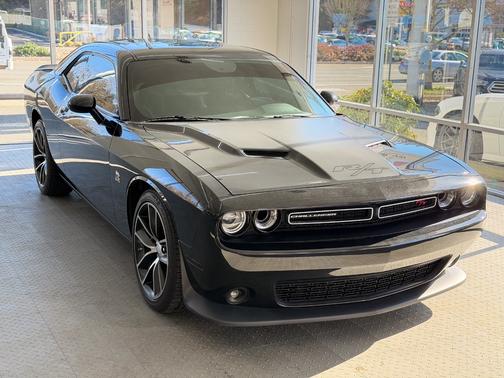 2015 Dodge Challenger R/T Scat Pack