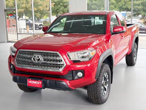 2016 Toyota Tacoma SR5
