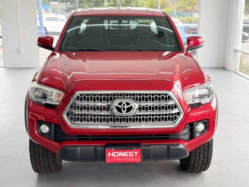 2016 Toyota Tacoma SR5