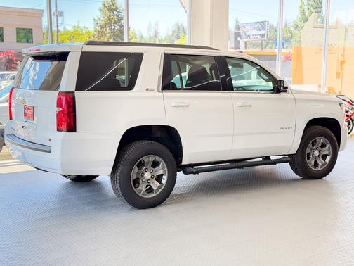 White 2017 Chevrolet Tahoe LT