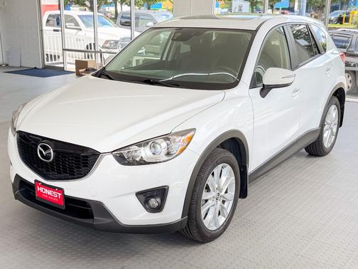White 2015 Mazda CX-5 Touring