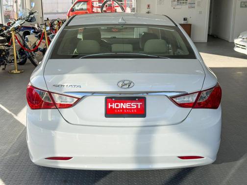 2013 Hyundai SONATA GLS
