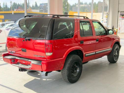 2000 Chevrolet Blazer LS