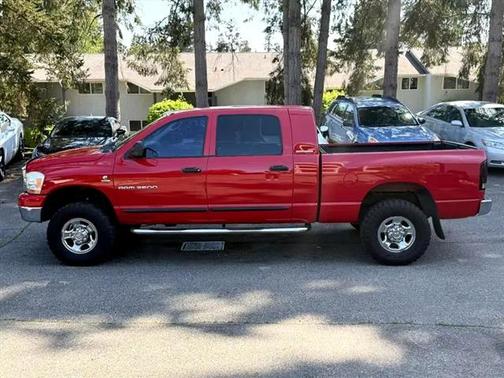 2006 Dodge Ram 2500 SLT Mega Cab