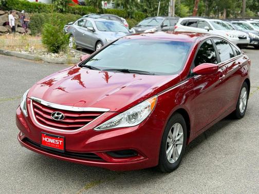 2013 Hyundai SONATA GLS