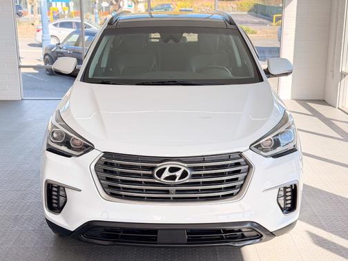 2017 Hyundai SANTA FE SE Ultimate