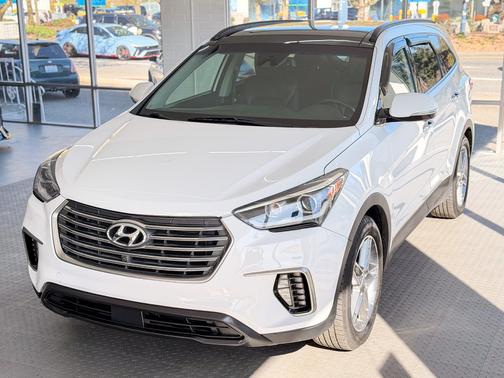 2017 Hyundai SANTA FE SE Ultimate