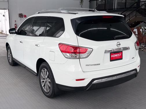 2015 Nissan Pathfinder S