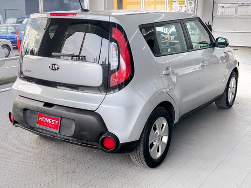 2016 Kia Soul Base