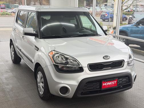 2013 Kia Soul Base
