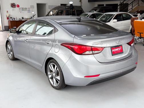 2015 Hyundai ELANTRA Limited