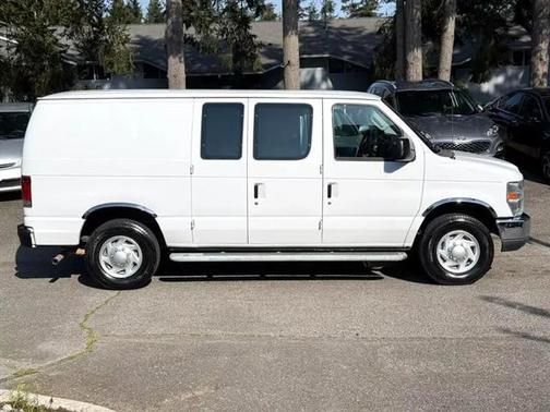 2012 Ford E250 Cargo
