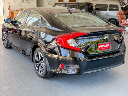 Black 2017 Honda Civic EX-L
