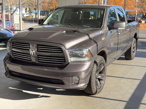 2016 RAM 1500 Sport