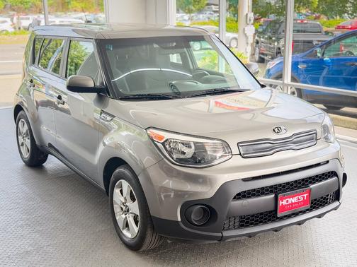 Gray 2017 Kia Soul