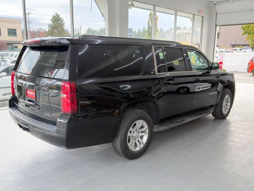 2018 Chevrolet Suburban LT