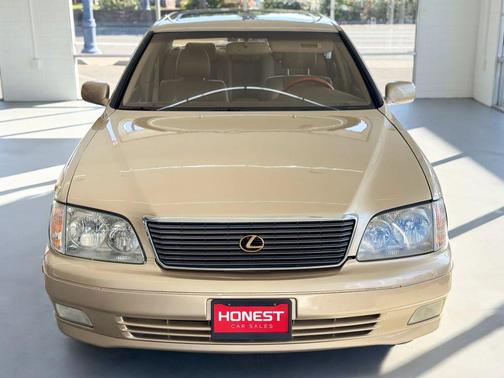 2000 Lexus LS 400 LS