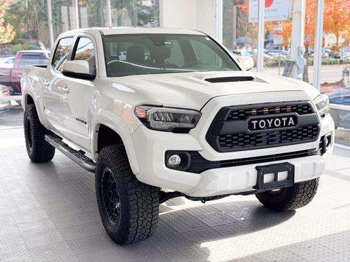 2021 Toyota Tacoma TRD Sport