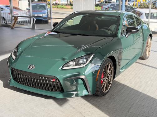2025 Toyota GR86 Hakone Edition