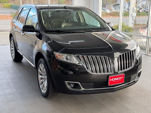 2013 Lincoln MKX Base