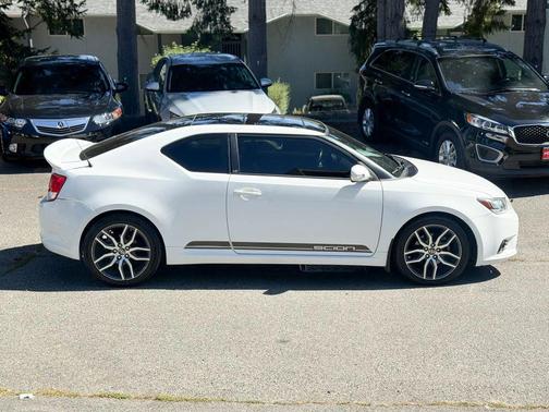 2013 Scion tC Base