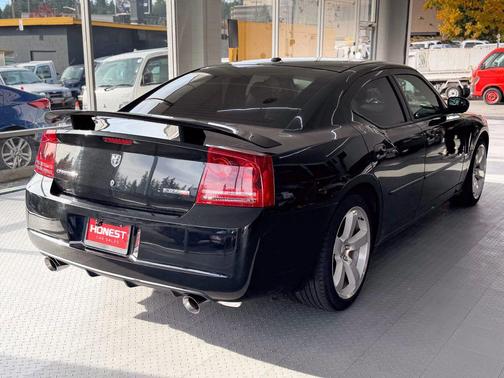 2007 Dodge Charger SRT8
