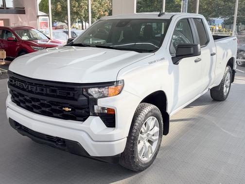 White 2023 Chevrolet Silverado 1500