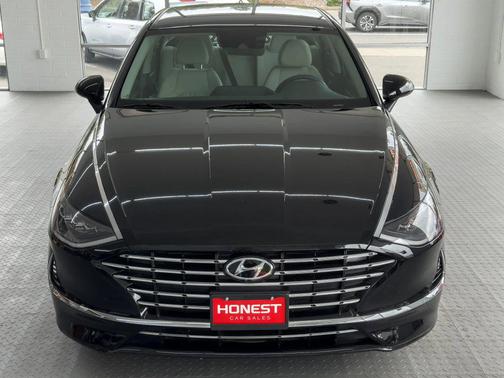 2023 Hyundai SONATA Hybrid SE