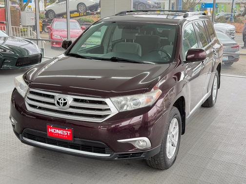 2013 Toyota Highlander Base Plus