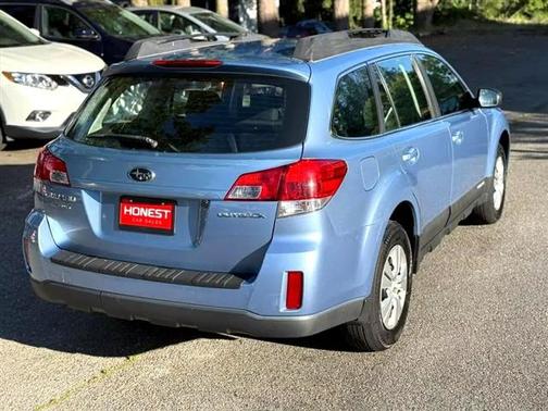 2010 Subaru Outback 2.5 i