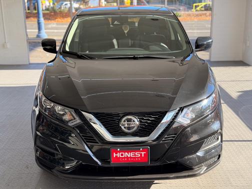 2022 Nissan Rogue Sport S